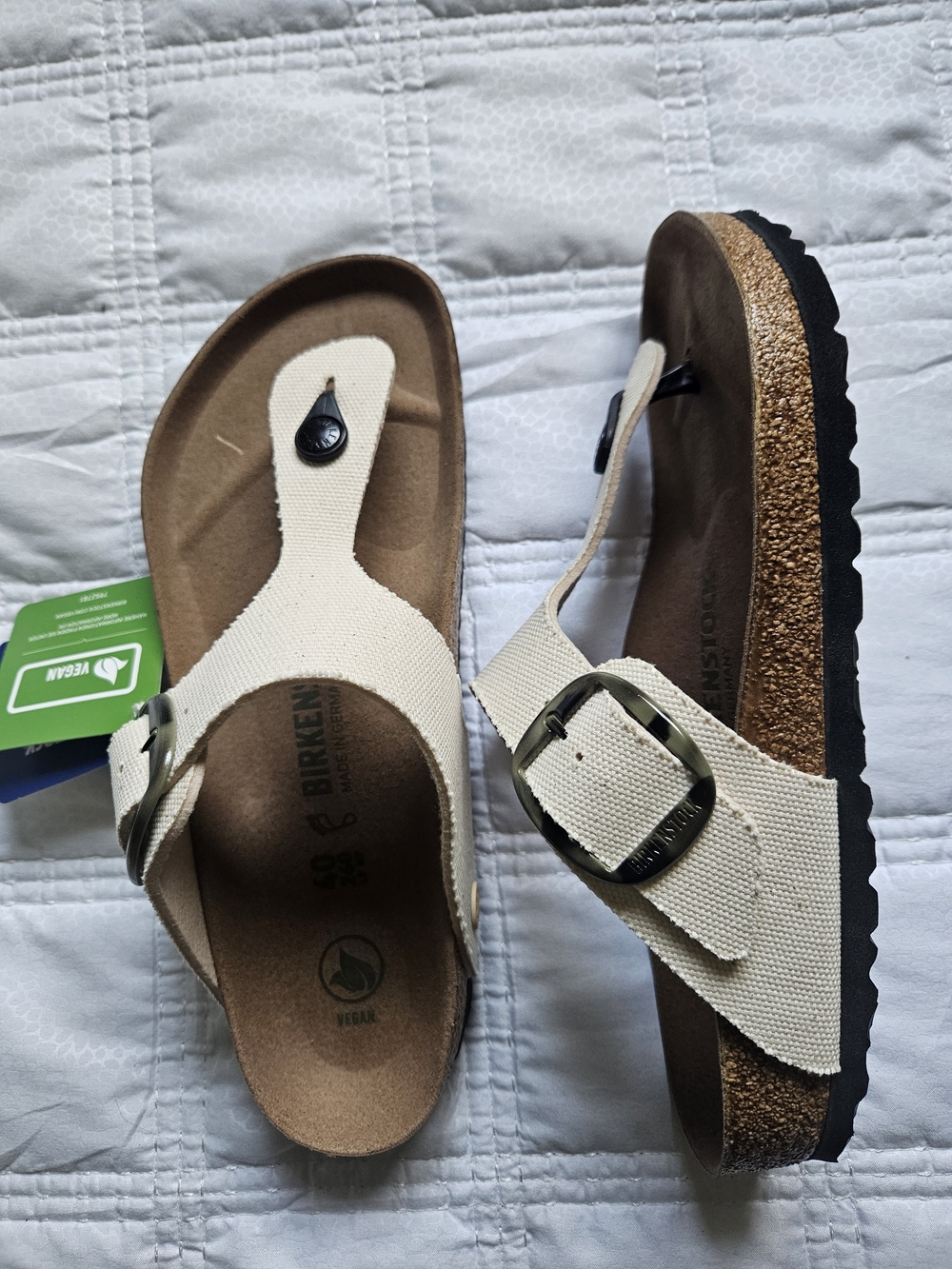 Size 40 Birkenstock Gizeh Big Buckle Vegan Sandals in Natural